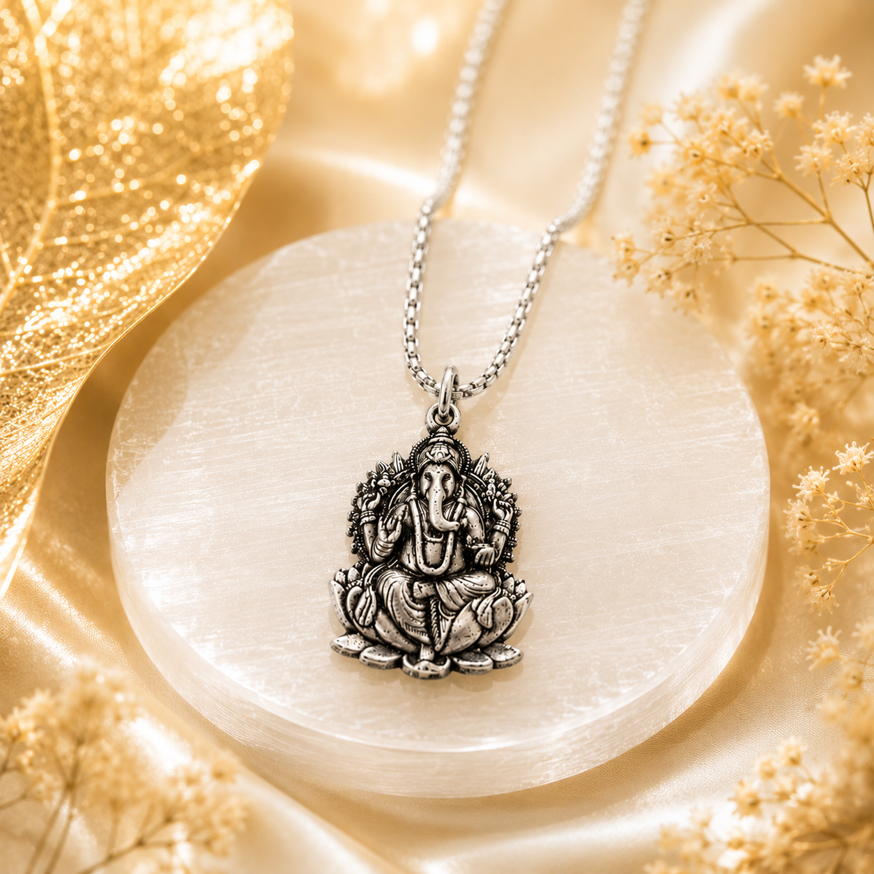 Ganesh Ji Locket with Chain - Free Rudraksha Bracelet