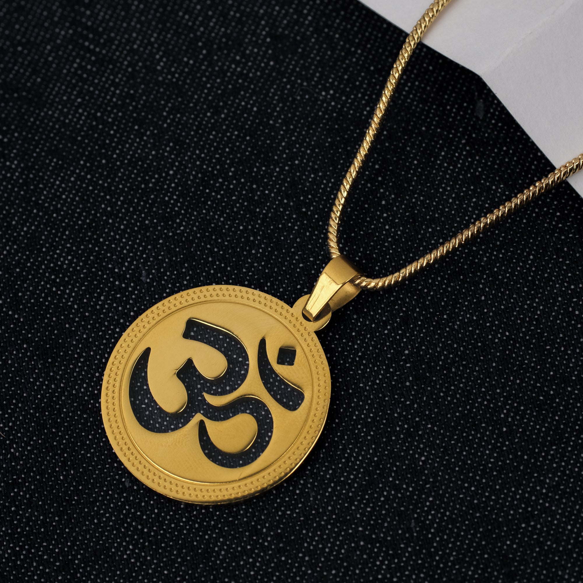 The Resilience Locket With Chain - Om