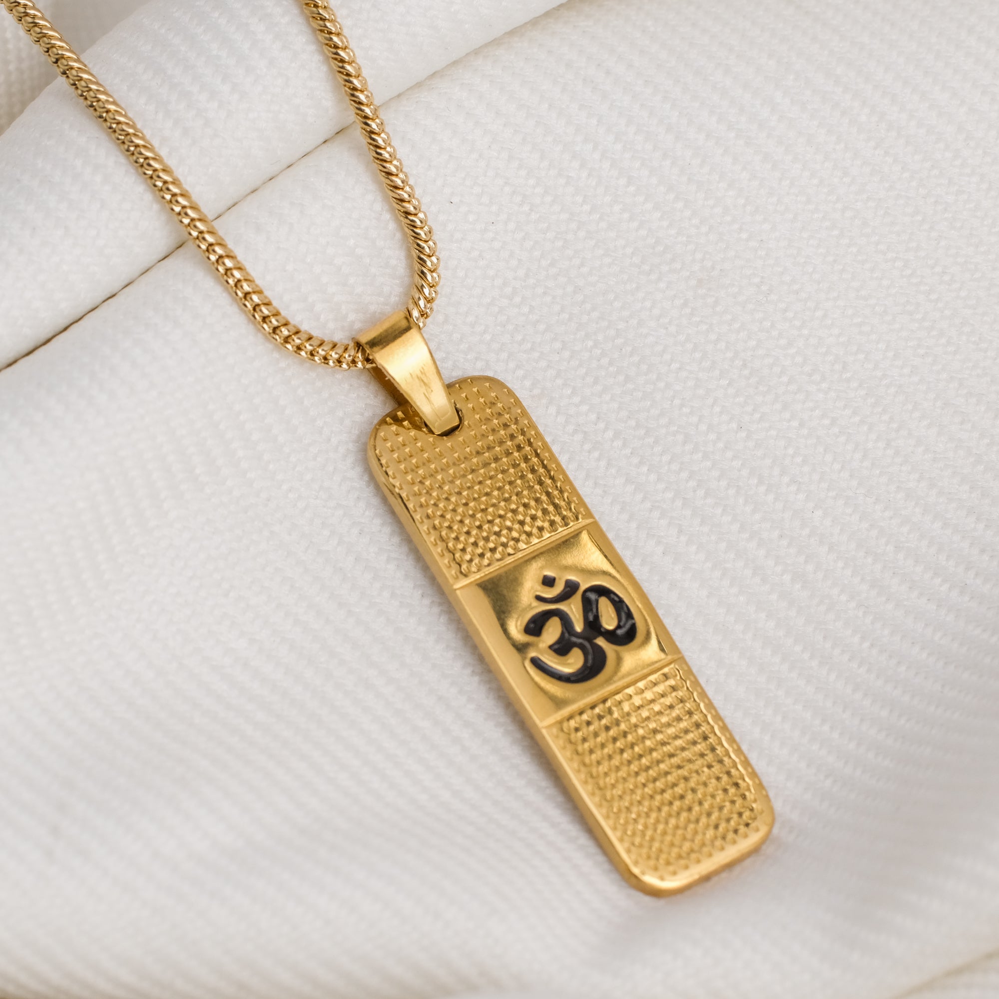 The Resilience Locket With Chain - Om2