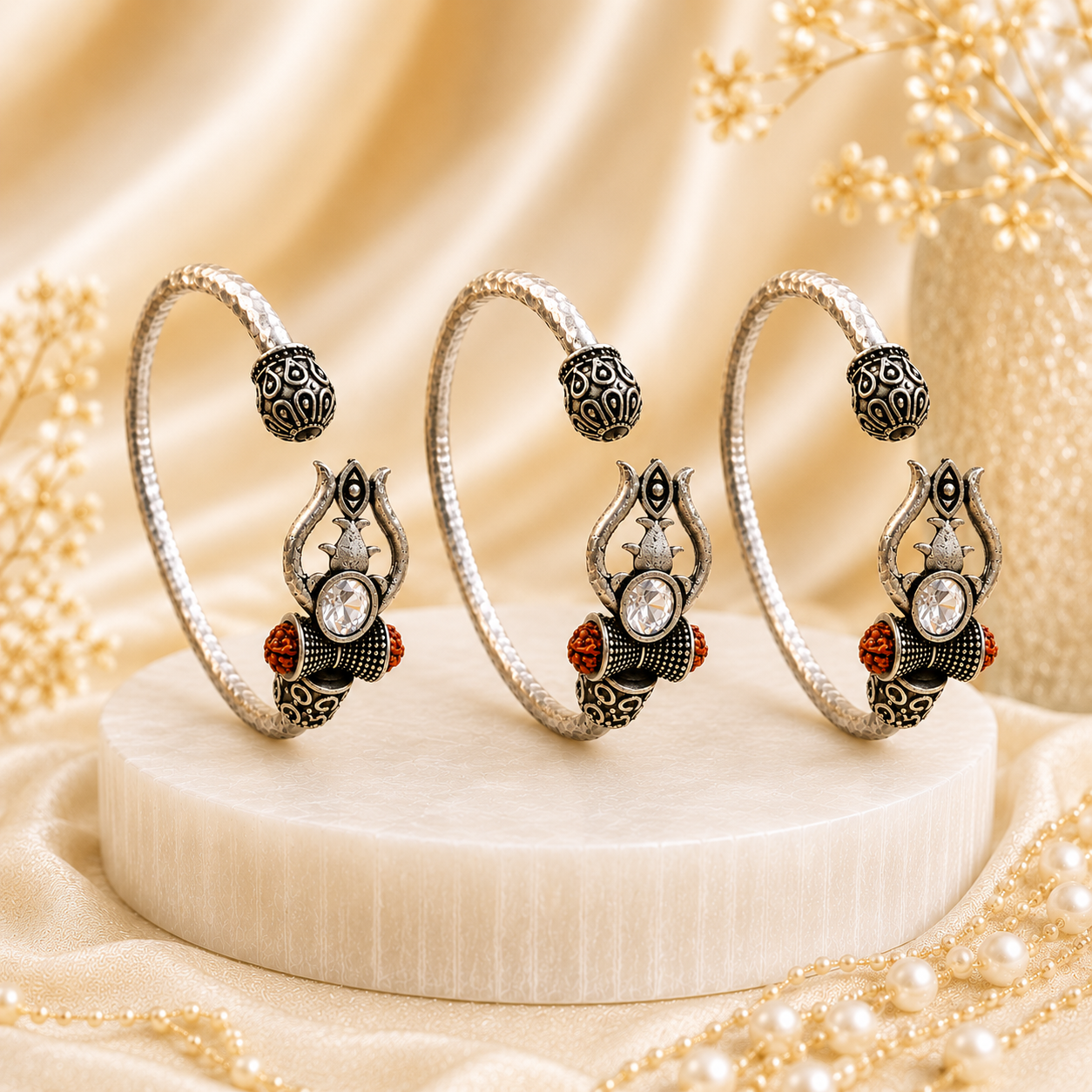 Trident Kada - Trishul Damru Kada with 5 Mukhi Rudraksha Beads - (𝐁𝐮𝐲𝟏 𝐆𝐞𝐭𝟏 𝐅𝐫𝐞𝐞)