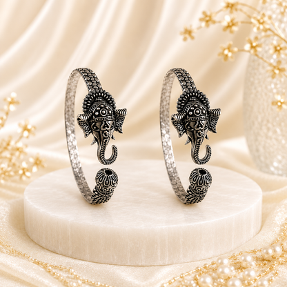 Ganpati Trident Kada – Wisdom, Power &amp; Protection - (𝐁𝐮𝐲𝟏 𝐆𝐞𝐭𝟏 𝐅𝐫𝐞𝐞)