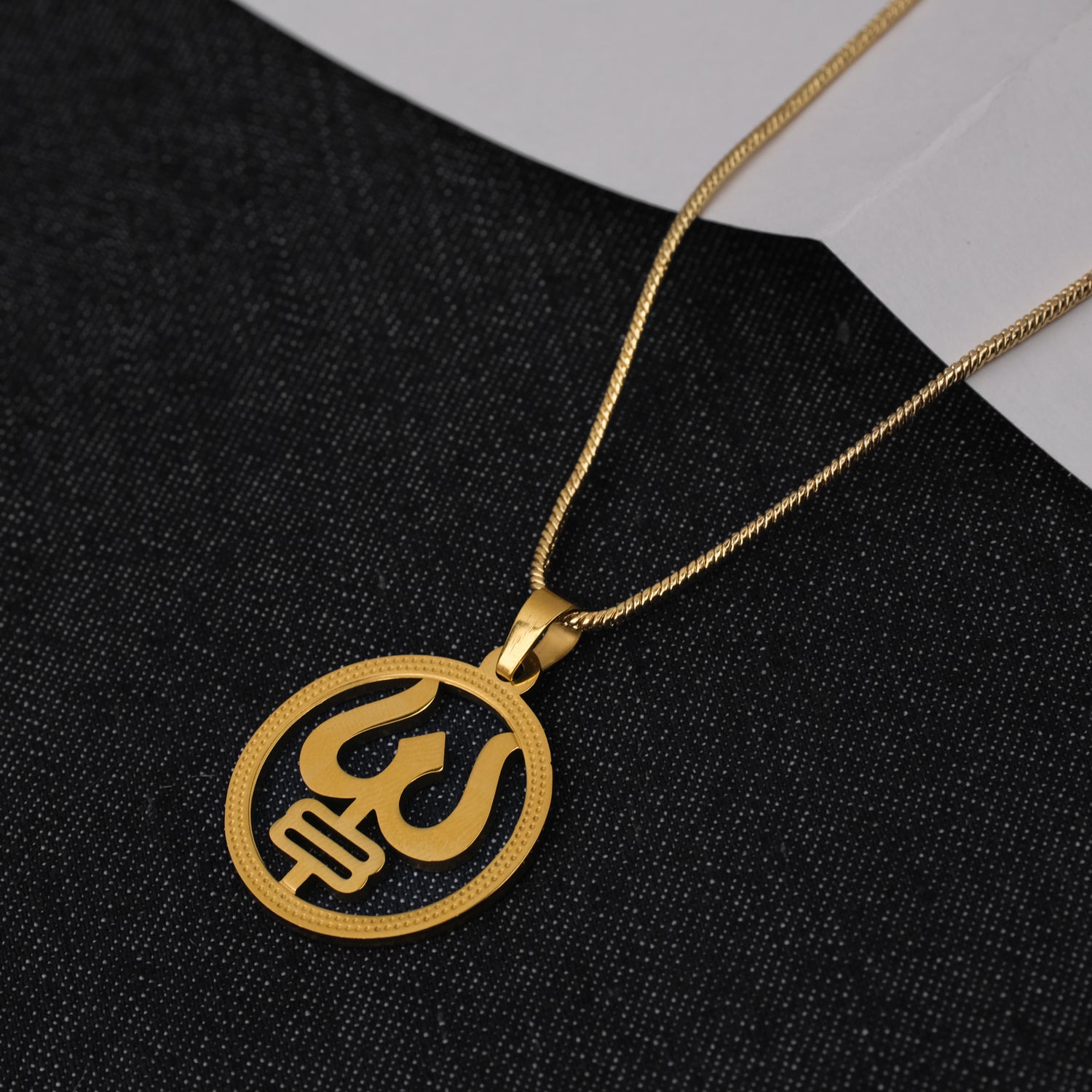 The Resilience Locket With Chain - Rudra