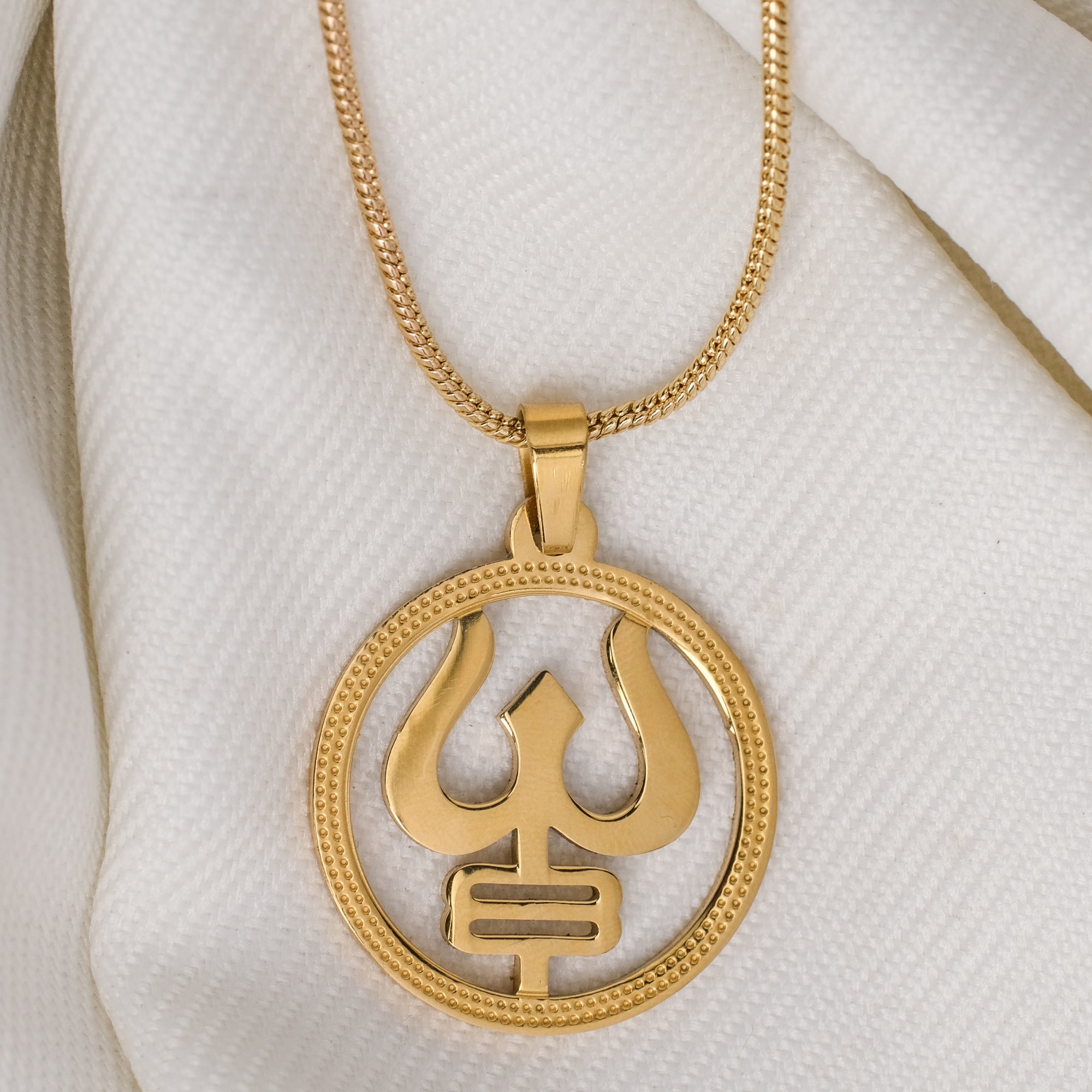 The Resilience Locket With Chain - Rudra