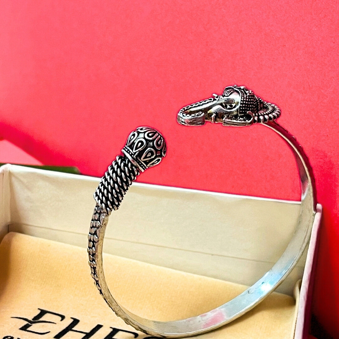 Ganpati Trident Kada – Wisdom, Power &amp; Protection